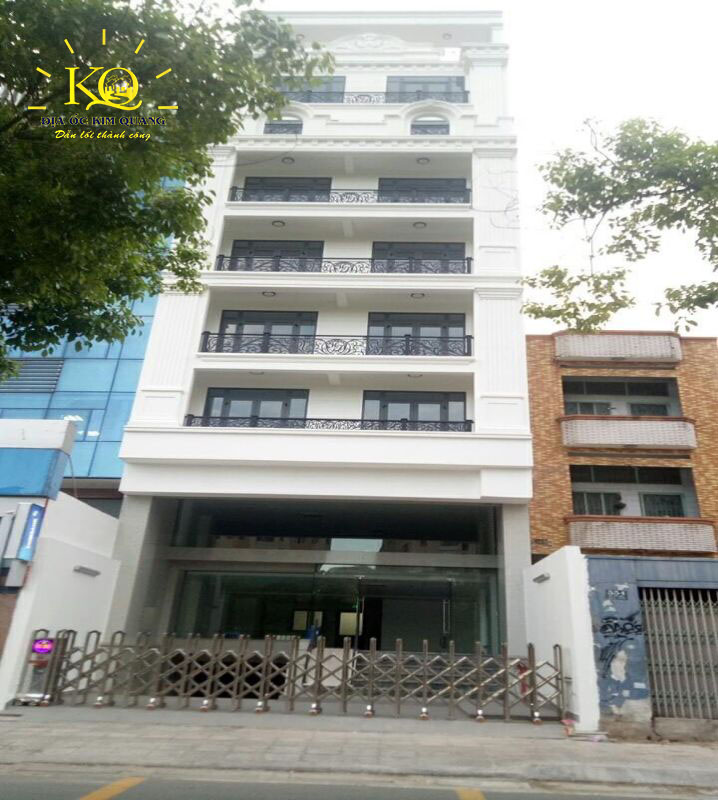 Hình chụp bao quát nguyên tòa nhà văn phòng cho thuê quận 1 đường Võ Văn Kiệt