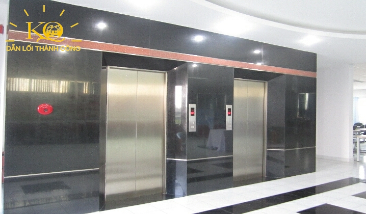 Hệ thống thang máy